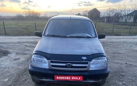 Chevrolet Niva I рестайлинг, 2006 год, 360 000 рублей, 1 фотография