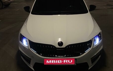 Skoda Octavia, 2018 год, 1 830 000 рублей, 2 фотография