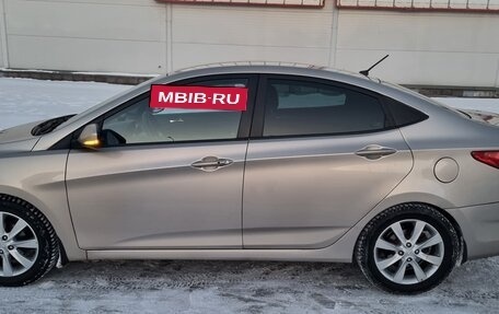 Hyundai Solaris II рестайлинг, 2012 год, 750 000 рублей, 7 фотография