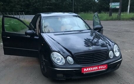 Mercedes-Benz E-Класс, 2003 год, 720 000 рублей, 3 фотография