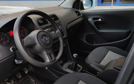 Volkswagen Polo VI (EU Market), 2012 год, 700 000 рублей, 6 фотография