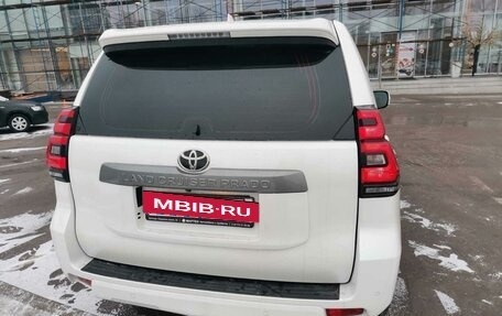 Toyota Land Cruiser Prado 150 рестайлинг 2, 2019 год, 5 600 000 рублей, 5 фотография