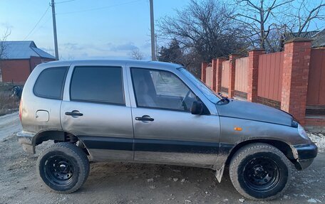 Chevrolet Niva I рестайлинг, 2006 год, 360 000 рублей, 3 фотография