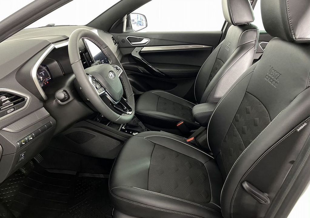 ВАЗ (LADA) Vesta Cross, 2024 год, 1 593 500 рублей, 12 фотография