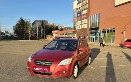 KIA cee'd I рестайлинг, 2009 год, 690 000 рублей, 2 фотография