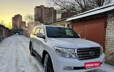 Toyota Land Cruiser 200, 2011 год, 3 900 000 рублей, 22 фотография