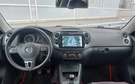 Volkswagen Tiguan I, 2011 год, 928 000 рублей, 5 фотография