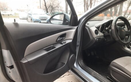 Chevrolet Cruze II, 2011 год, 770 000 рублей, 8 фотография