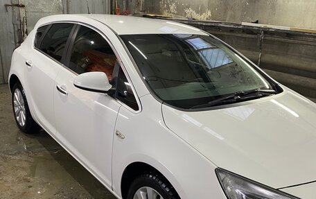 Opel Astra J, 2013 год, 1 000 000 рублей, 5 фотография