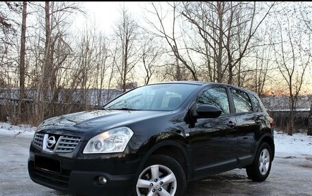 Nissan Qashqai, 2009 год, 925 000 рублей, 2 фотография