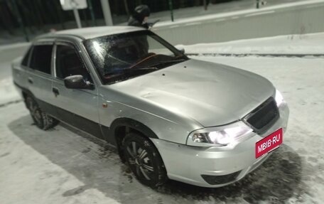 Daewoo Nexia I рестайлинг, 2010 год, 139 000 рублей, 3 фотография