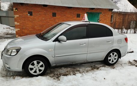 KIA Rio II, 2010 год, 700 000 рублей, 2 фотография