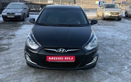 Hyundai Solaris II рестайлинг, 2012 год, 790 000 рублей, 2 фотография