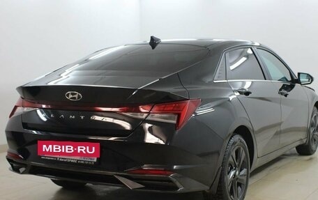 Hyundai Elantra, 2023 год, 2 420 000 рублей, 4 фотография