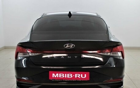 Hyundai Elantra, 2023 год, 2 420 000 рублей, 3 фотография