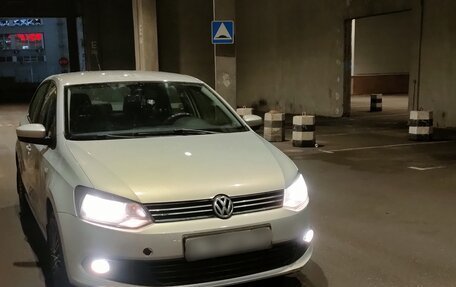 Volkswagen Polo VI (EU Market), 2011 год, 720 000 рублей, 1 фотография