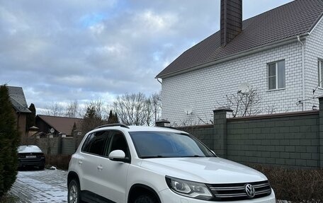 Volkswagen Tiguan I, 2013 год, 1 850 000 рублей, 1 фотография