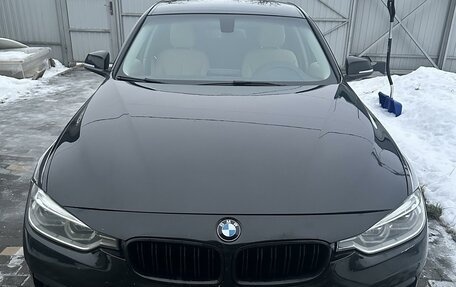 BMW 3 серия, 2017 год, 2 100 000 рублей, 1 фотография