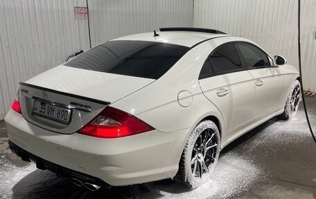 Mercedes-Benz CLS, 2007 год, 1 390 000 рублей, 8 фотография