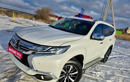 Mitsubishi Pajero Sport III рестайлинг, 2020 год, 3 830 000 рублей, 4 фотография