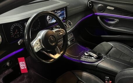 Mercedes-Benz E-Класс, 2019 год, 3 700 000 рублей, 10 фотография