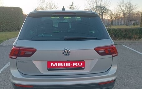 Volkswagen Tiguan II, 2019 год, 3 050 000 рублей, 6 фотография