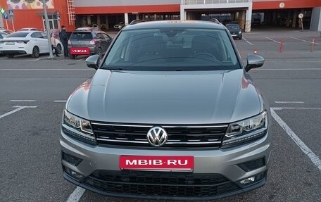 Volkswagen Tiguan II, 2019 год, 3 050 000 рублей, 2 фотография