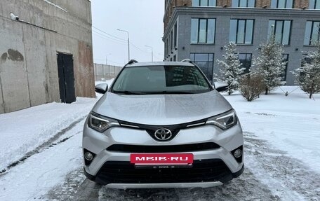 Toyota RAV4, 2017 год, 2 429 500 рублей, 8 фотография