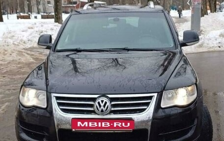 Volkswagen Touareg III, 2010 год, 650 000 рублей, 2 фотография