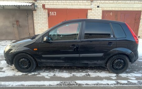 Ford Fiesta, 2007 год, 325 000 рублей, 3 фотография