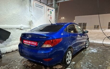 Hyundai Solaris II рестайлинг, 2013 год, 700 000 рублей, 6 фотография