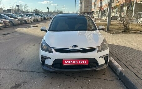 KIA Rio IV, 2017 год, 820 000 рублей, 1 фотография