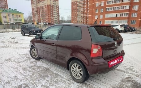 Volkswagen Polo IV рестайлинг, 2002 год, 380 000 рублей, 2 фотография