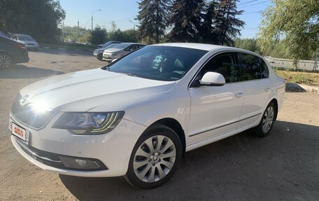 Skoda Superb III рестайлинг, 2014 год, 1 350 000 рублей, 11 фотография