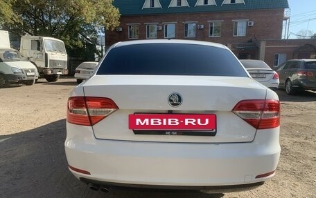 Skoda Superb III рестайлинг, 2014 год, 1 350 000 рублей, 13 фотография