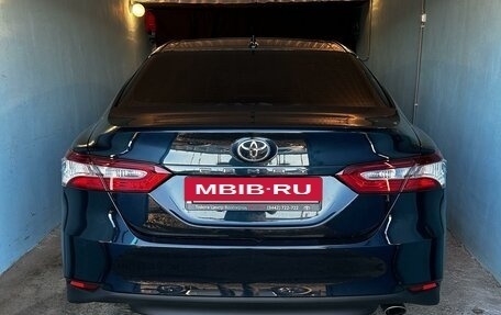 Toyota Camry, 2018 год, 2 660 000 рублей, 8 фотография