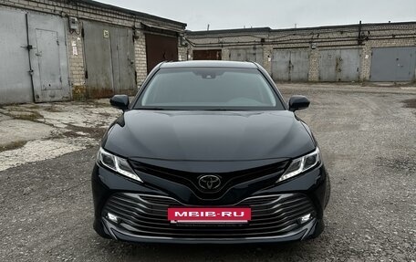 Toyota Camry, 2018 год, 2 660 000 рублей, 24 фотография