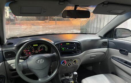 Hyundai Verna II, 2006 год, 500 000 рублей, 4 фотография