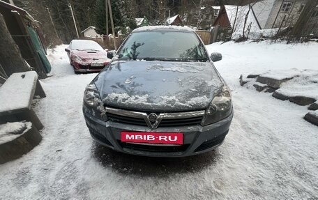 Opel Astra H, 2005 год, 390 000 рублей, 1 фотография