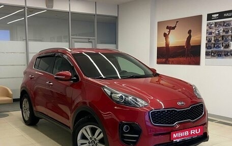 KIA Sportage IV рестайлинг, 2018 год, 2 400 000 рублей, 3 фотография