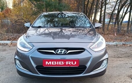 Hyundai Solaris II рестайлинг, 2014 год, 1 100 000 рублей, 16 фотография