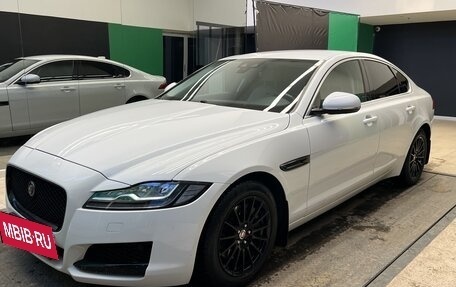 Jaguar XF II, 2017 год, 2 550 000 рублей, 3 фотография