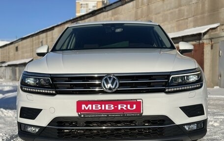 Volkswagen Tiguan II, 2018 год, 3 169 990 рублей, 3 фотография