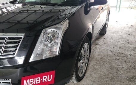 Cadillac SRX II рестайлинг, 2013 год, 1 800 000 рублей, 2 фотография