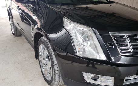 Cadillac SRX II рестайлинг, 2013 год, 1 800 000 рублей, 21 фотография