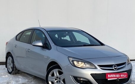 Opel Astra J, 2013 год, 800 000 рублей, 3 фотография