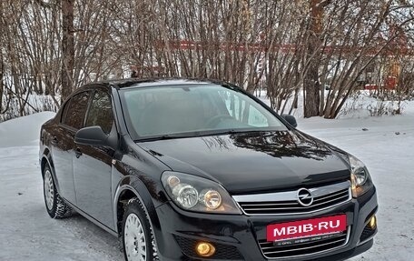 Opel Astra H, 2013 год, 725 000 рублей, 2 фотография