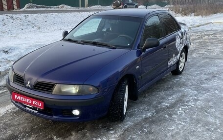 Mitsubishi Carisma I, 2002 год, 420 000 рублей, 1 фотография