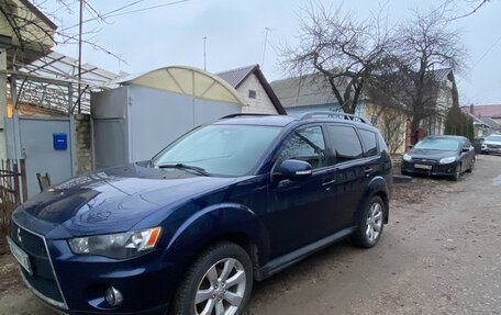 Mitsubishi Outlander III рестайлинг 3, 2011 год, 1 540 000 рублей, 12 фотография