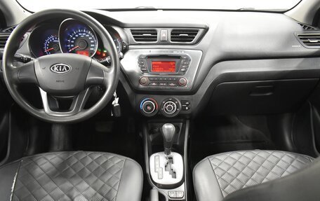 KIA Rio III рестайлинг, 2011 год, 890 000 рублей, 7 фотография